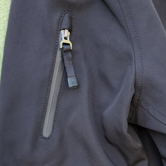 Tech Jacket by TUMI - Picture 3 of 7